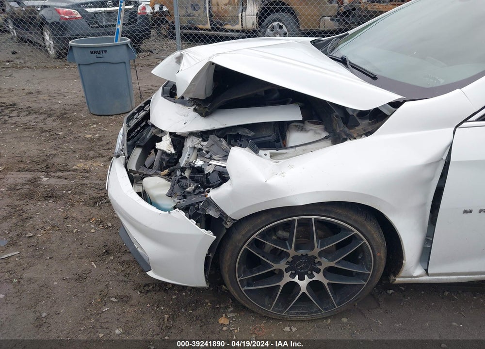 2018 CHEVROLET MALIBU LT VIN: 1G1ZD5ST4JF250509