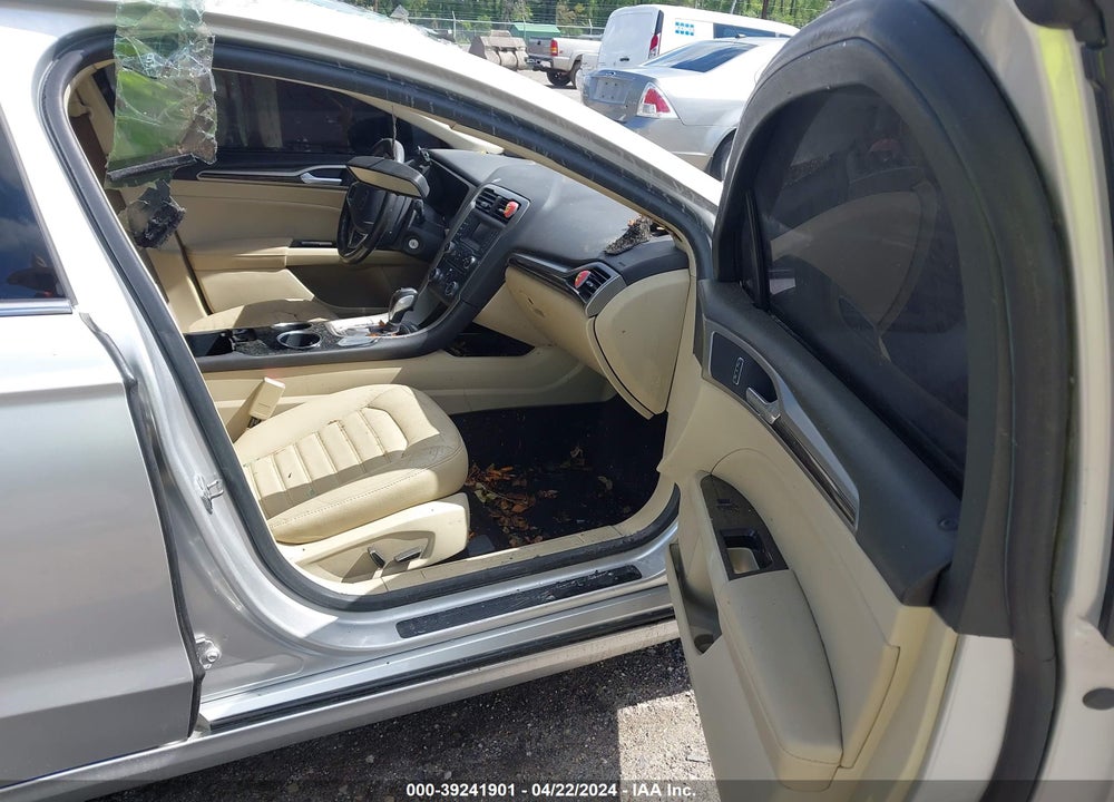 2013 FORD FUSION SE VIN: 3FA6P0HRXDR274424