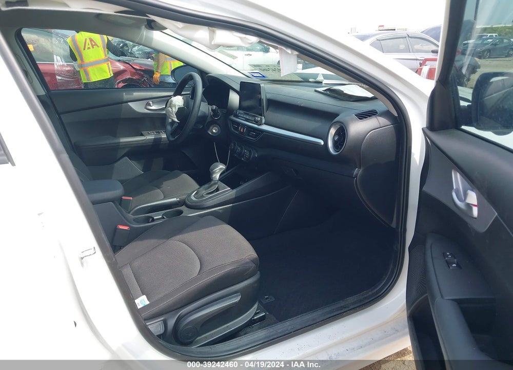2023 KIA FORTE LXS VIN: 3KPF24AD5PE688771