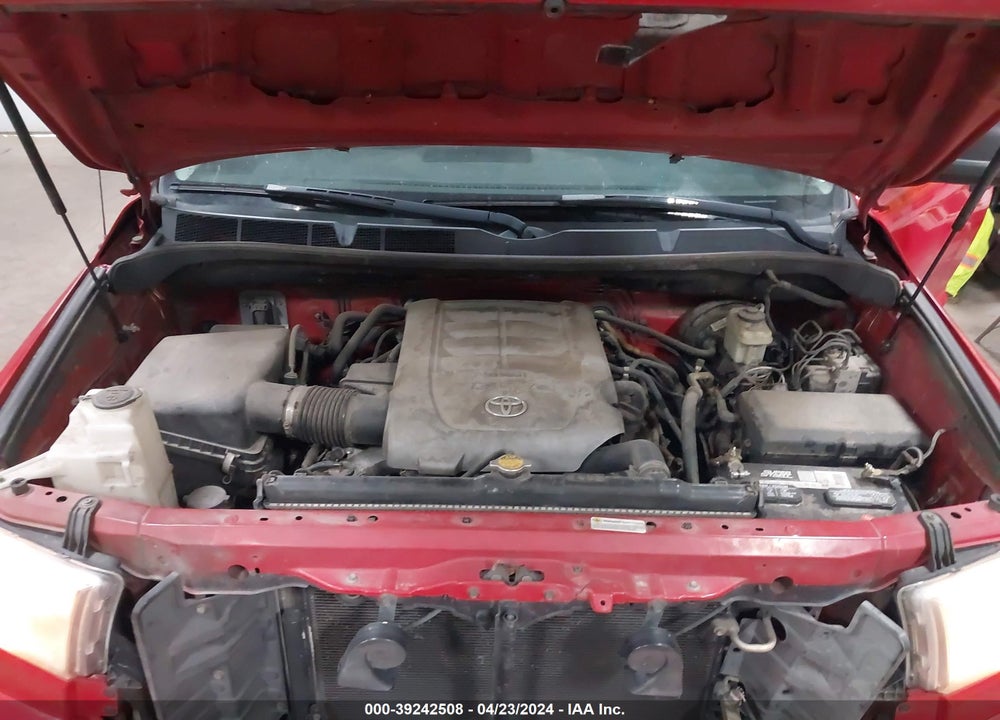 2008 TOYOTA TUNDRA SR5 5.7L V8 VIN: 5TFRV541X8X056913