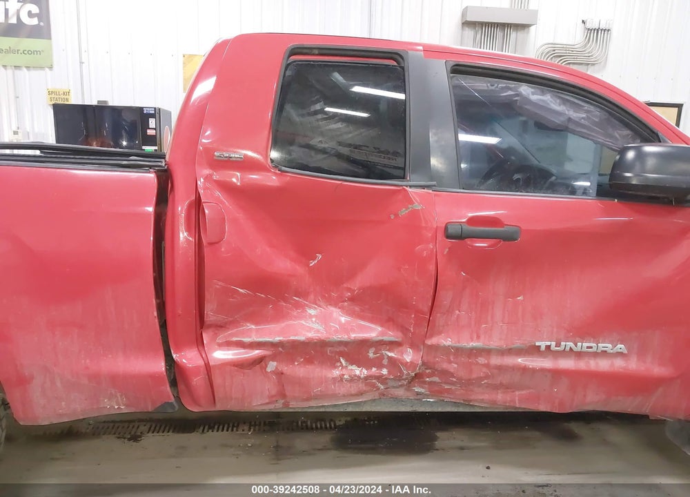 2008 TOYOTA TUNDRA SR5 5.7L V8 VIN: 5TFRV541X8X056913