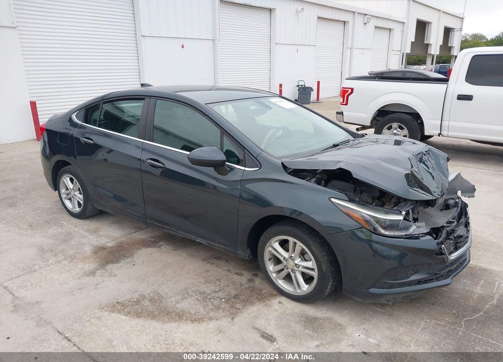 2018 CHEVROLET CRUZE LT AUTO VIN: 1G1BE5SM9J7157549