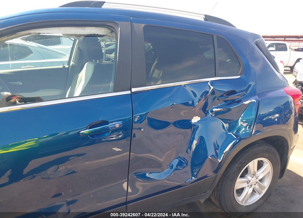 2020 CHEVROLET TRAX FWD LT VIN: 3GNCJLSB6LL177788