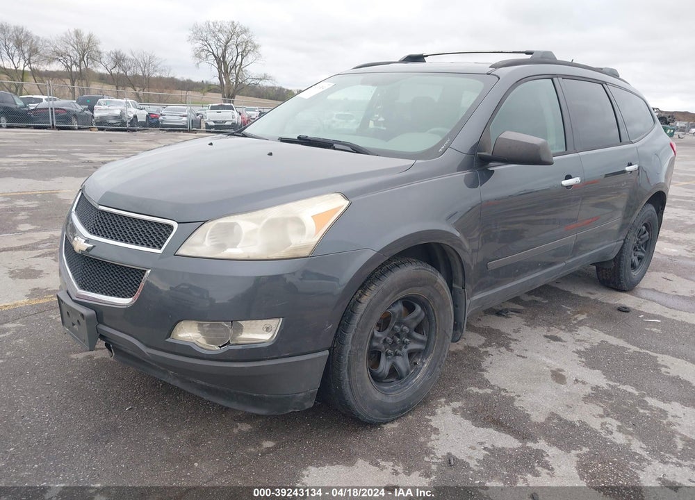 2011 CHEVROLET TRAVERSE LS VIN: 1GNKVFED6BJ305399