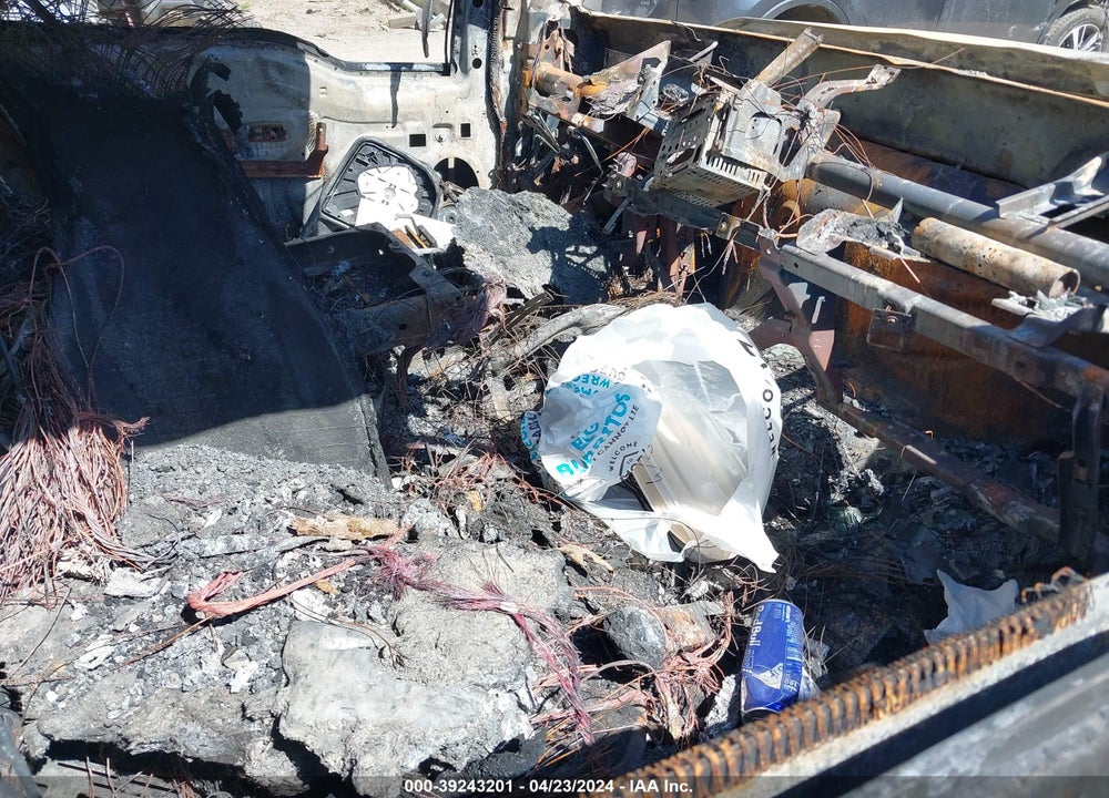 2011 FORD F-350 CHASSIS XL VIN: 1FD8X3H63BEB92315
