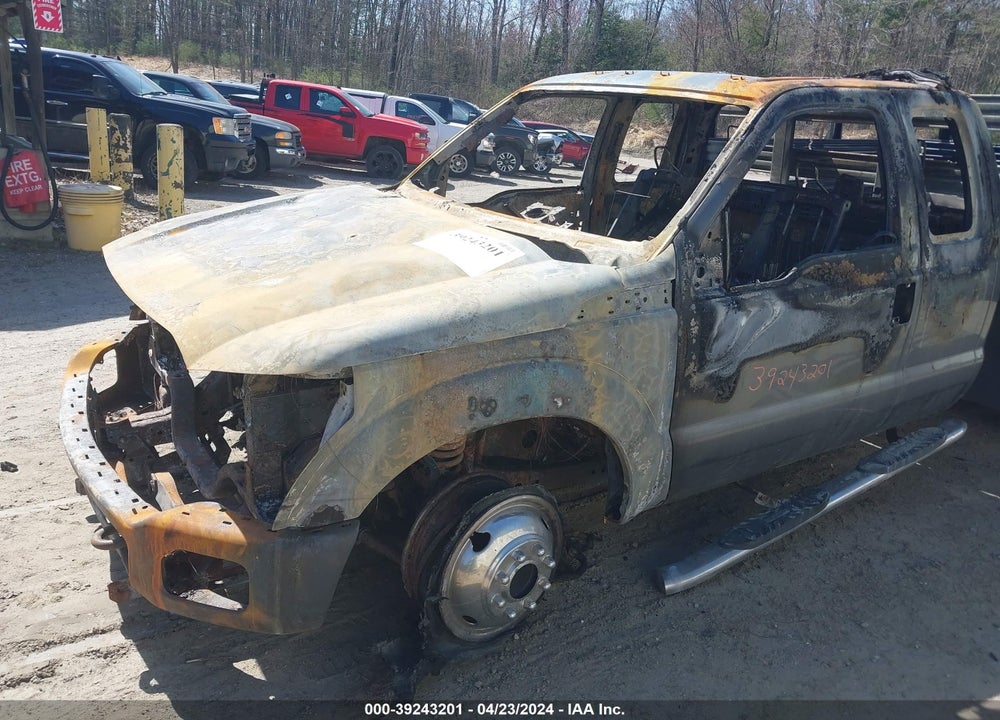 2011 FORD F-350 CHASSIS XL VIN: 1FD8X3H63BEB92315