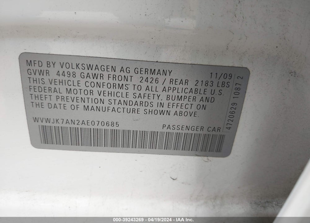 2010 VOLKSWAGEN PASSAT KOMFORT VIN: WVWJK7AN2AE070685