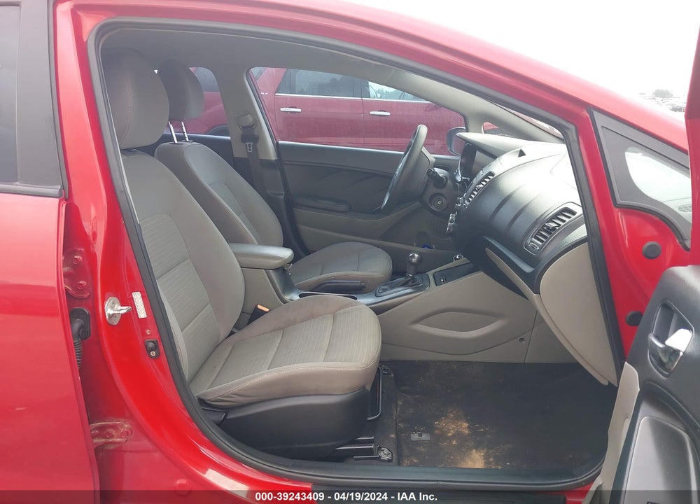 2015 KIA FORTE LX VIN: KNAFX4A67F5430259