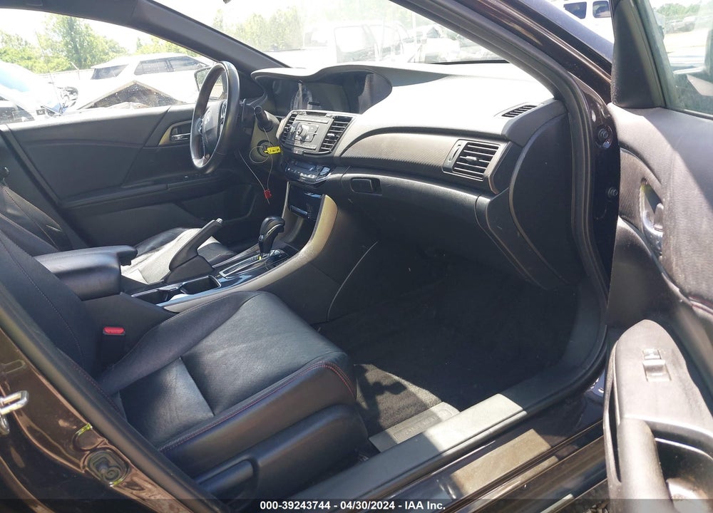 2017 HONDA ACCORD SPORT SE VIN: 1HGCR2F11HA152911