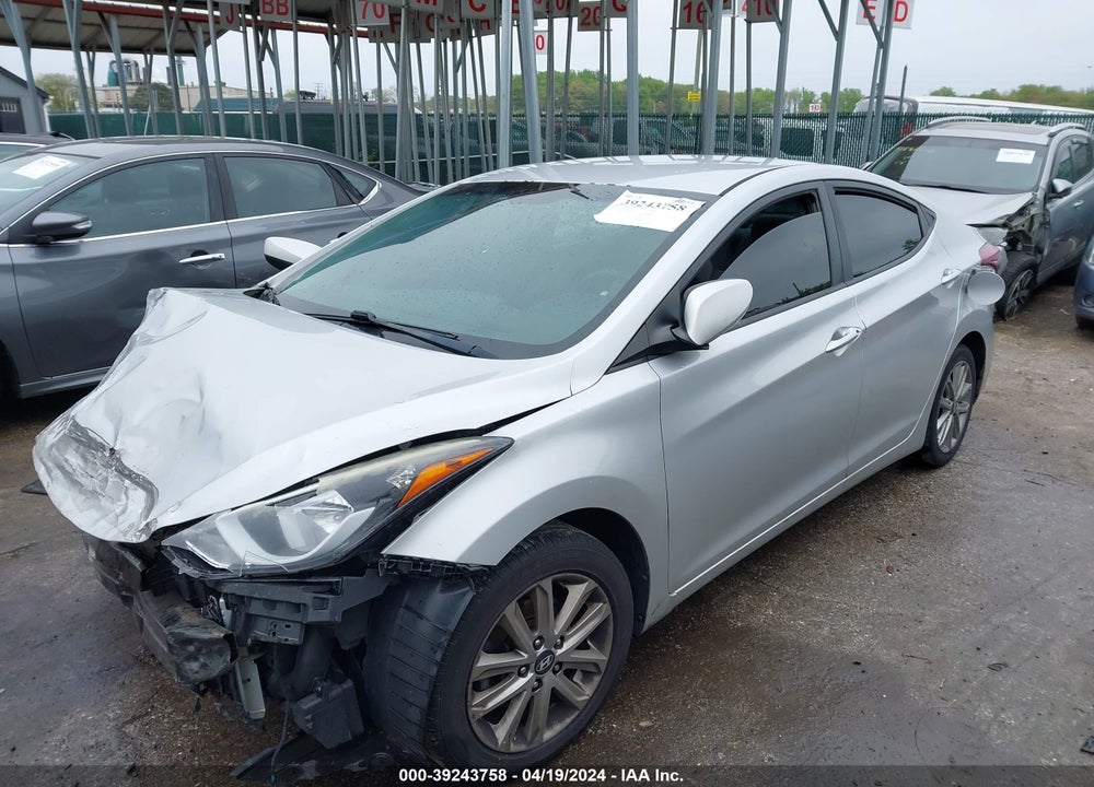 2015 HYUNDAI ELANTRA SE VIN: 5NPDH4AE3FH608439
