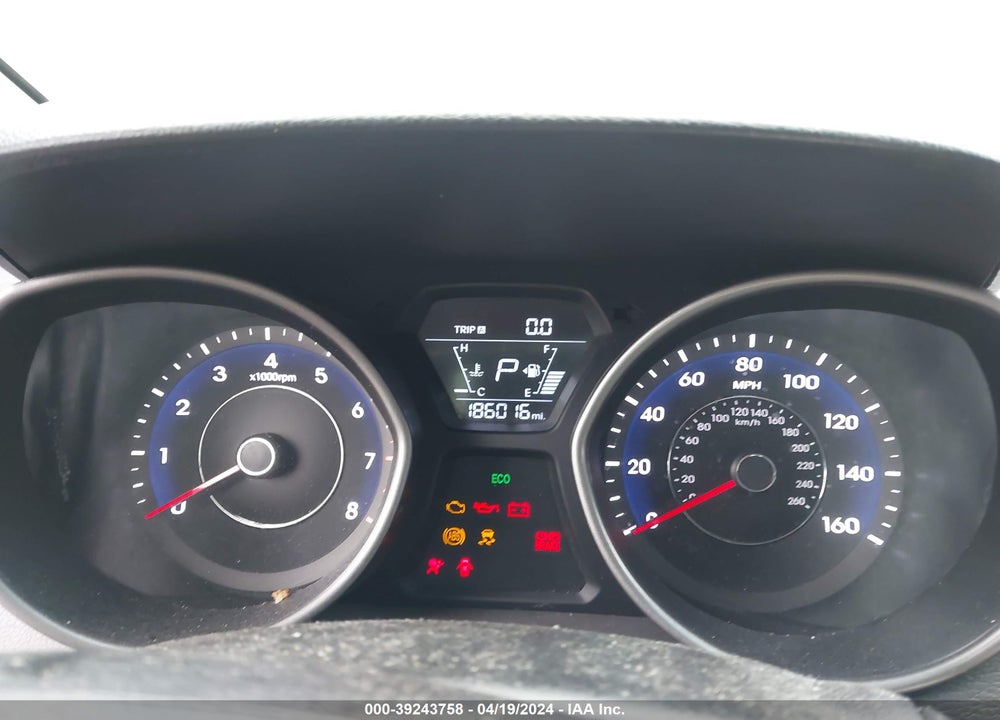 2015 HYUNDAI ELANTRA SE VIN: 5NPDH4AE3FH608439