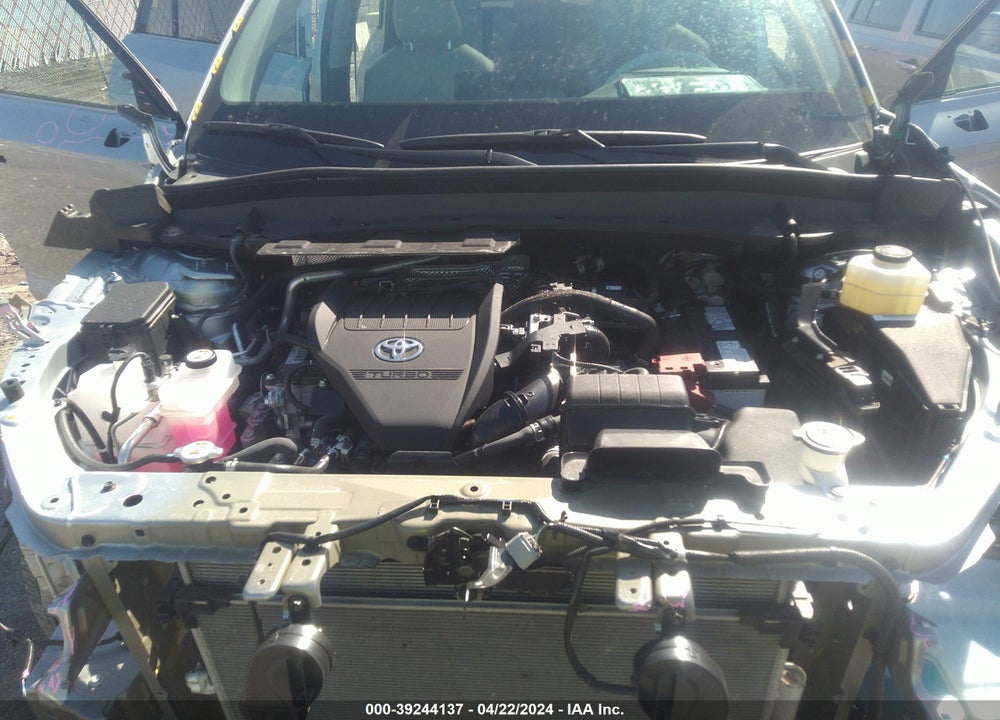 2024 TOYOTA GRAND HIGHLANDER XLE VIN: 5TDAAAB55RS020125
