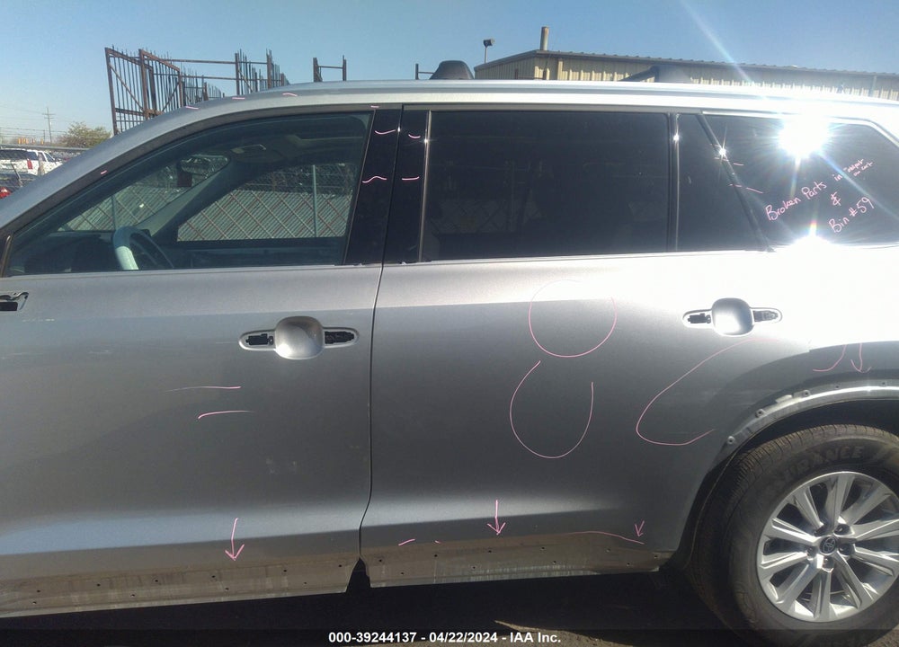 2024 TOYOTA GRAND HIGHLANDER XLE VIN: 5TDAAAB55RS020125