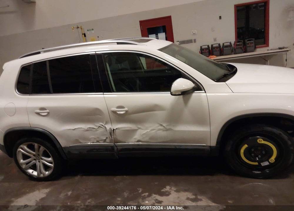 2012 VOLKSWAGEN TIGUAN SEL VIN: WVGAV7AX0CW600878