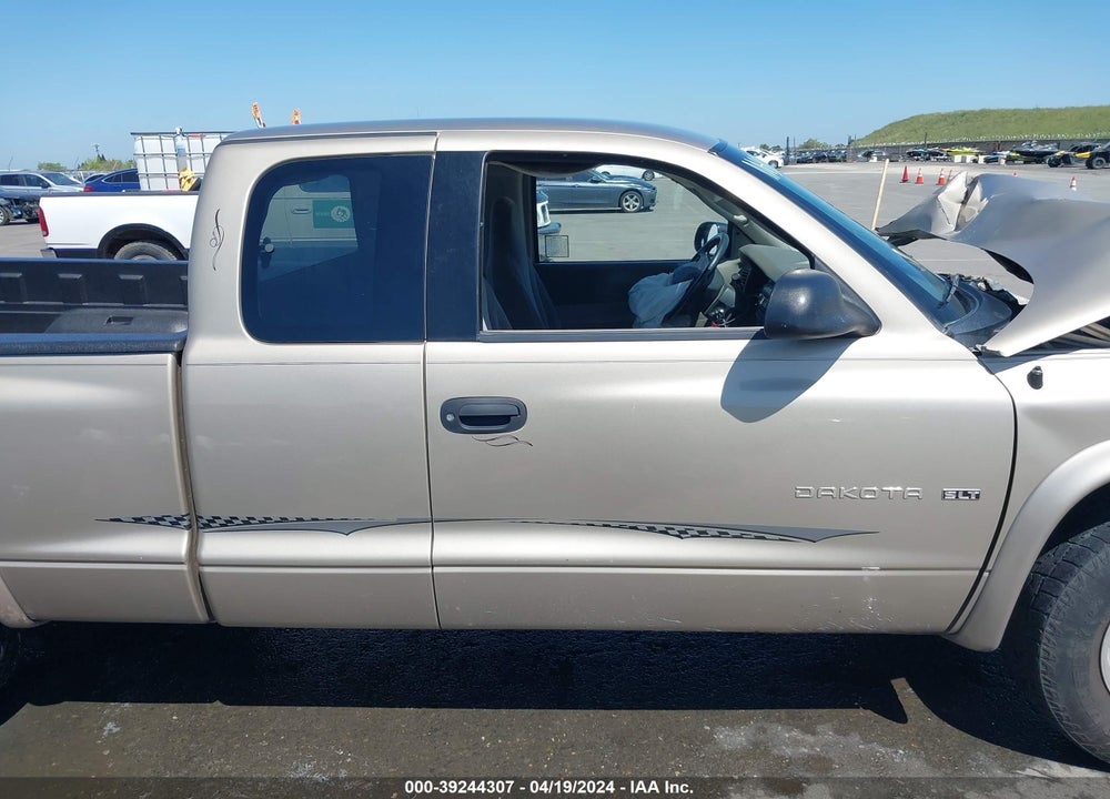 2002 DODGE DAKOTA VIN: 1B7GL42N42S698190