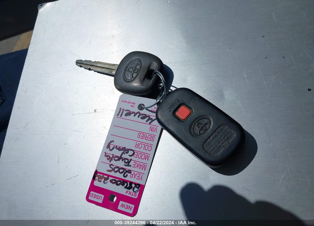 2005 TOYOTA CAMRY LE V6 VIN: 4T1BF30K35U595268