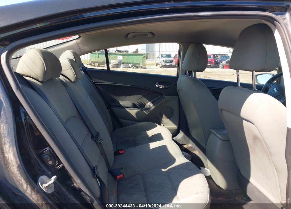 2015 KIA FORTE LX VIN: KNAFK4A64F5340386