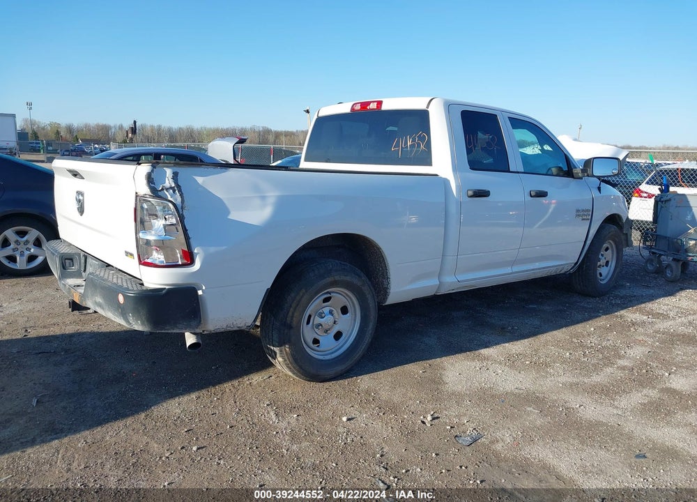 2019 RAM 1500 CLASSIC TRADESMAN QUAD CAB 4X2 6'4 BOX VIN: 1C6RR6FG9KS609140