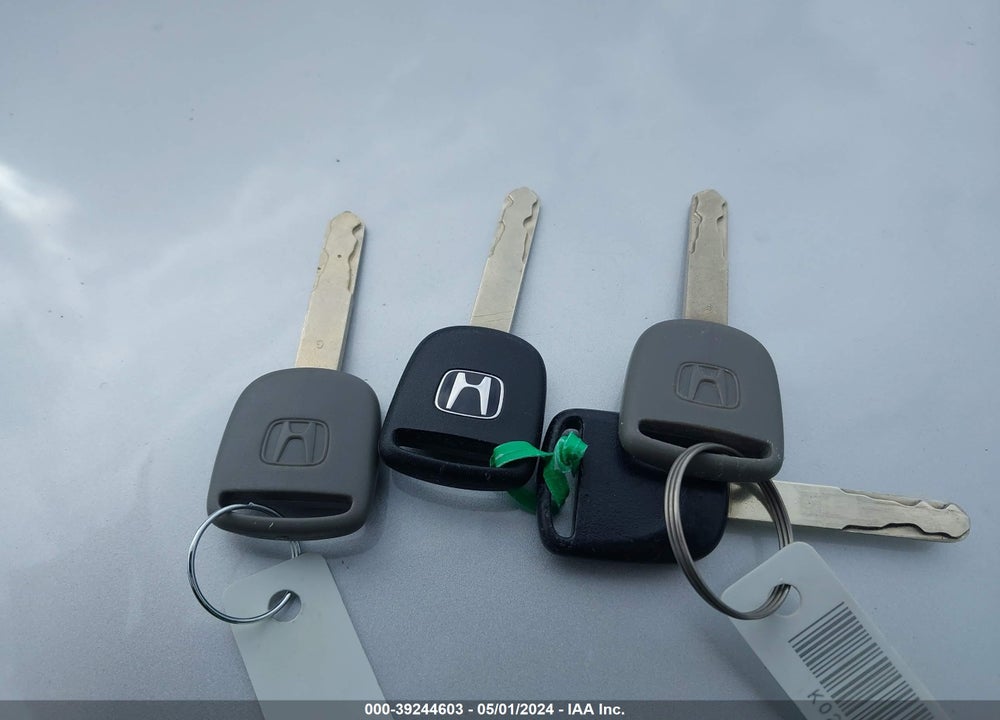 2005 HONDA PILOT EX VIN: 2HKYF184X5H524815