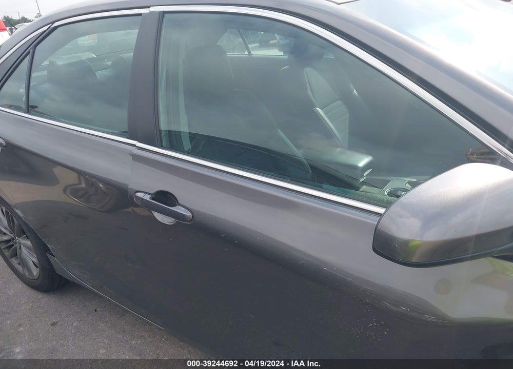 2017 TOYOTA CAMRY SE VIN: 4T1BF1FK9HU680549