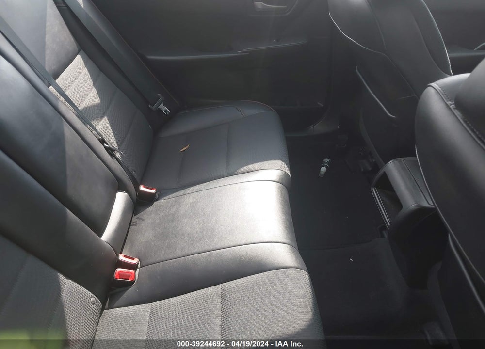 2017 TOYOTA CAMRY SE VIN: 4T1BF1FK9HU680549