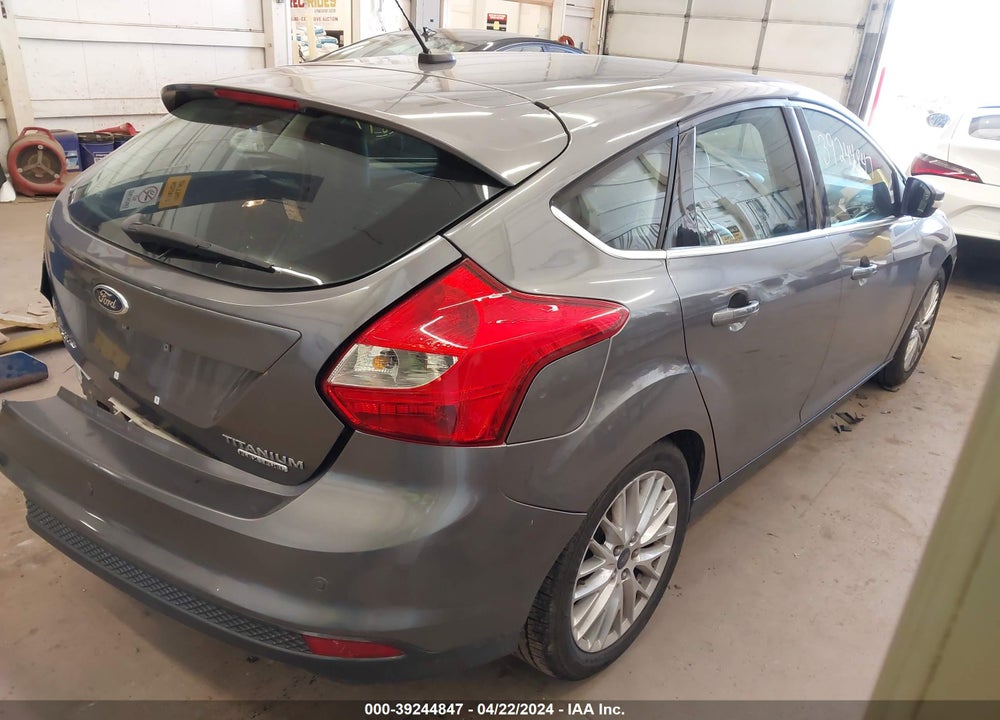2013 FORD FOCUS TITANIUM VIN: 1FADP3N24DL298670