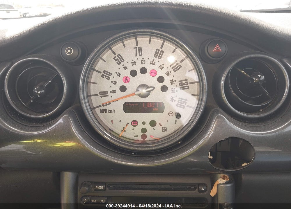 2006 MINI COOPER VIN: WMWRC33516TK68177