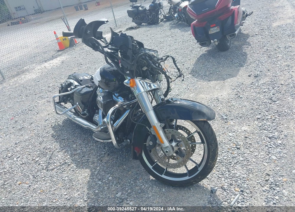 2022 HARLEY-DAVIDSON FLHX VIN: 1HD1KBC15NB616110