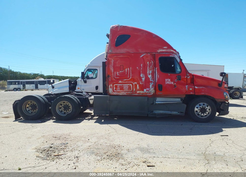 2018 FREIGHTLINER CASCADIA 125 VIN: 1FUJGLDR6JLJK5202