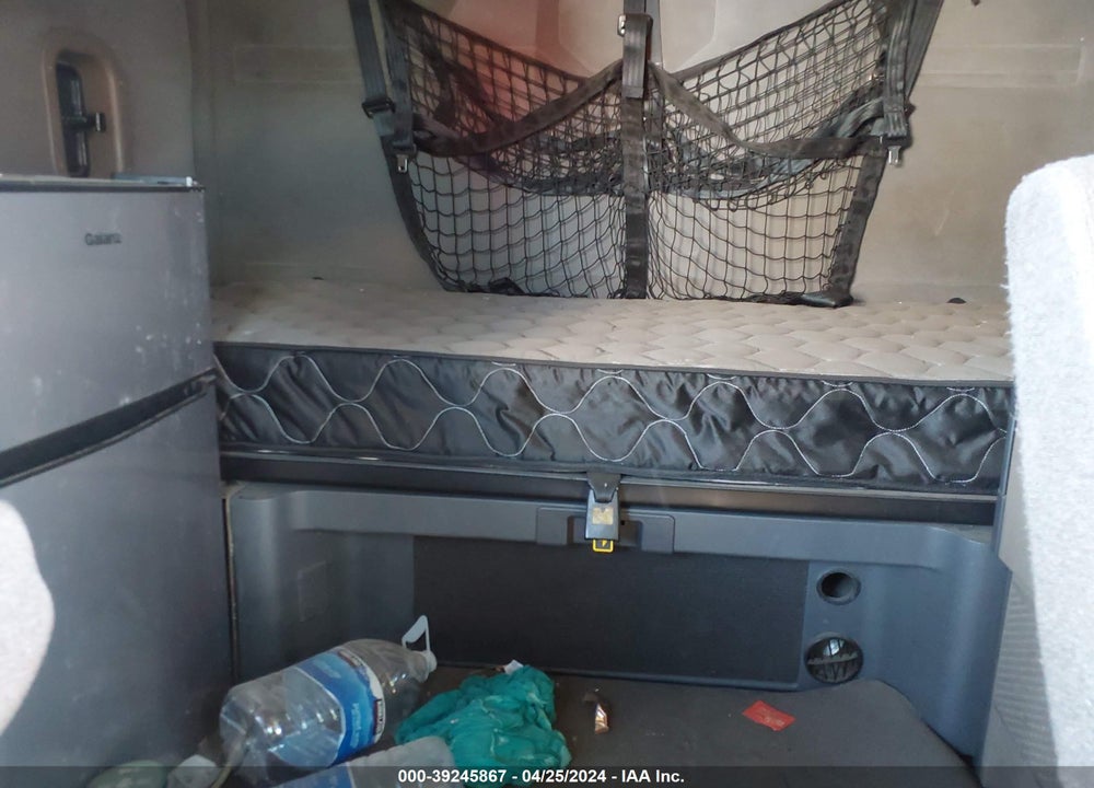 2018 FREIGHTLINER CASCADIA 125 VIN: 1FUJGLDR6JLJK5202