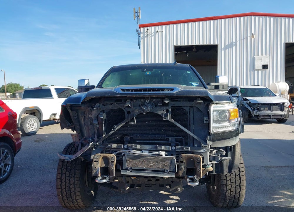 2019 GMC SIERRA 2500HD DENALI VIN: 1GT12SEY2KF136638
