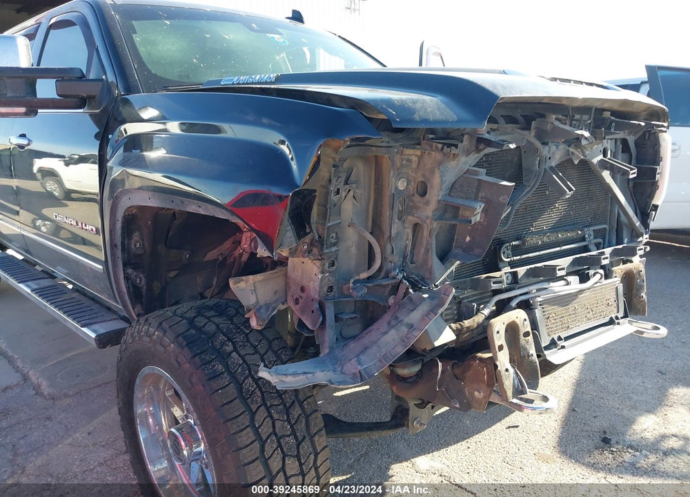 2019 GMC SIERRA 2500HD DENALI VIN: 1GT12SEY2KF136638