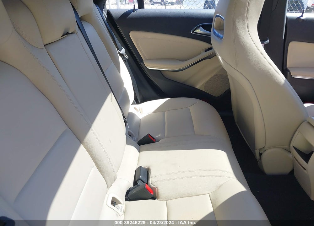 2014 MERCEDES-BENZ CLA 250 VIN: WDDSJ4GB6EN108238