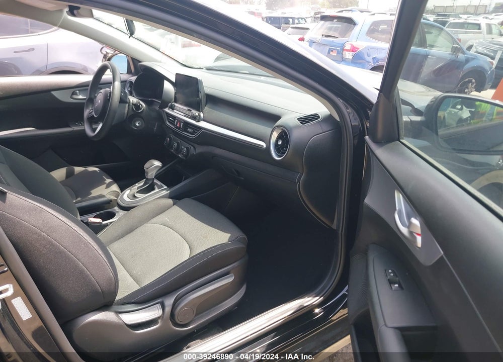 2023 KIA FORTE LXS VIN: 3KPF24AD2PE552663