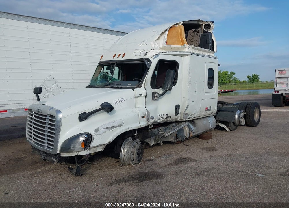 2019 FREIGHTLINER CASCADIA 125 VIN: 3AKJGLDR4KSKV4853