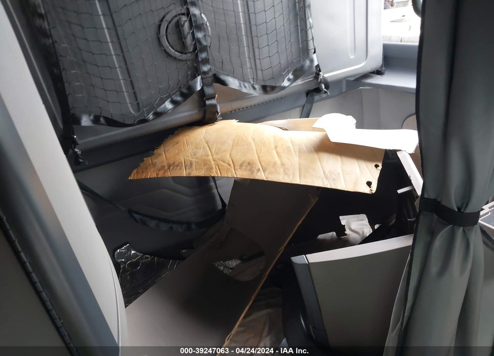 2019 FREIGHTLINER CASCADIA 125 VIN: 3AKJGLDR4KSKV4853