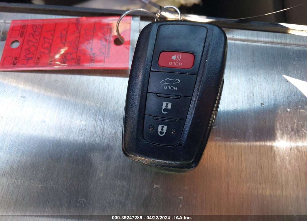 2021 TOYOTA HIGHLANDER LE VIN: 5TDBZRBHXMS546412