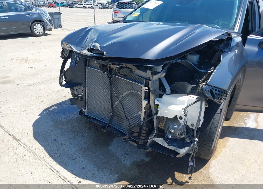 2021 TOYOTA HIGHLANDER LE VIN: 5TDBZRBHXMS546412