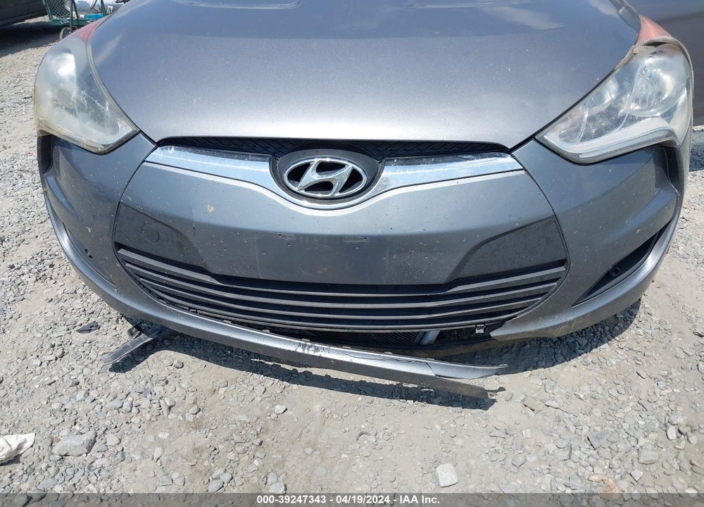 2015 HYUNDAI VELOSTER VIN: KMHTC6AD5FU228596