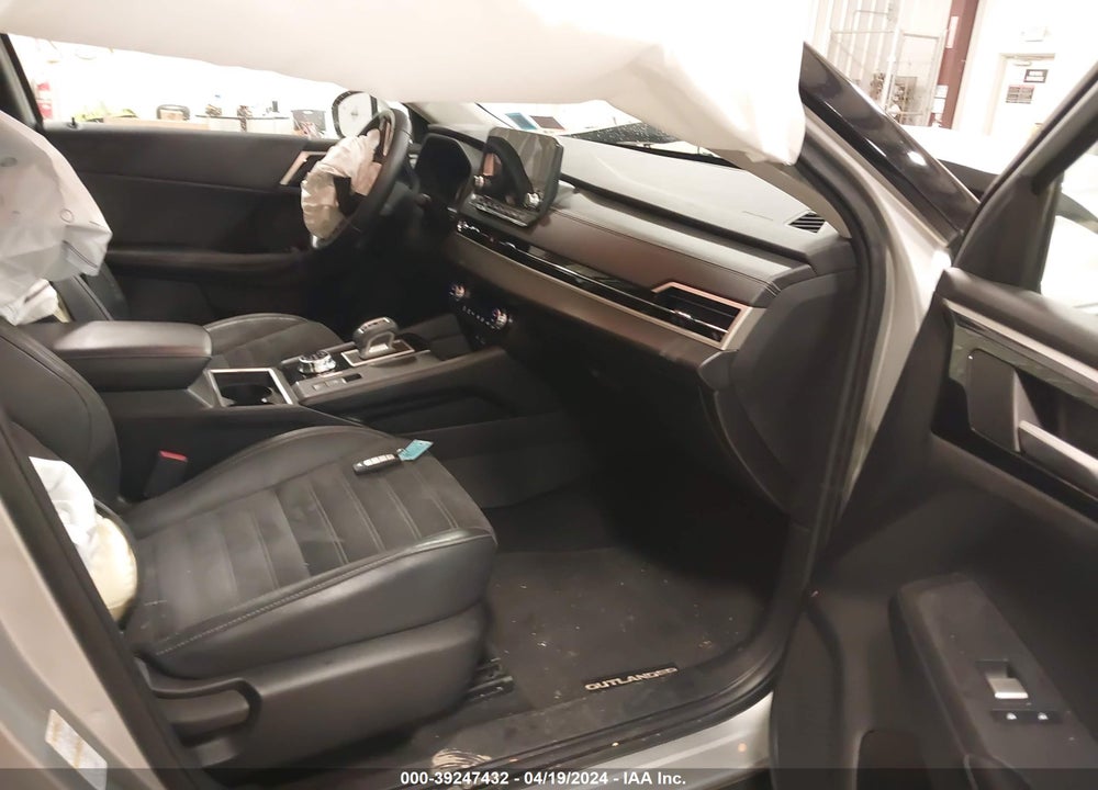2022 MITSUBISHI OUTLANDER BLACK EDITION S-AWC/SE 2.5 S-AWC/SE LAUNCH EDITION S-AWC VIN: JA4J4UA82NZ050965