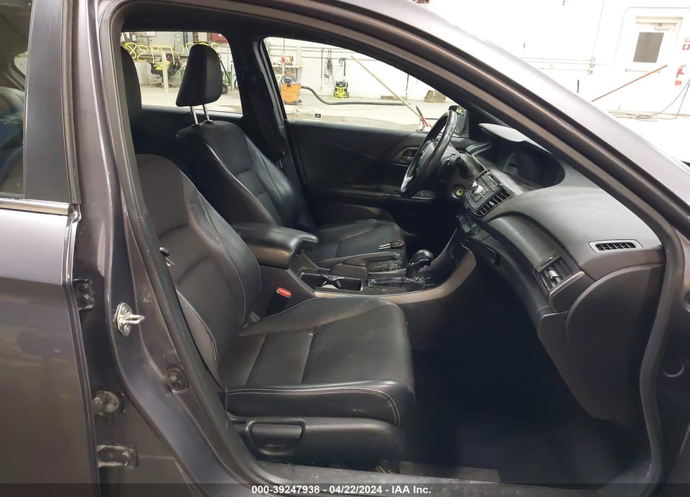 2017 HONDA ACCORD SPORT VIN: 1HGCR2F51HA092342