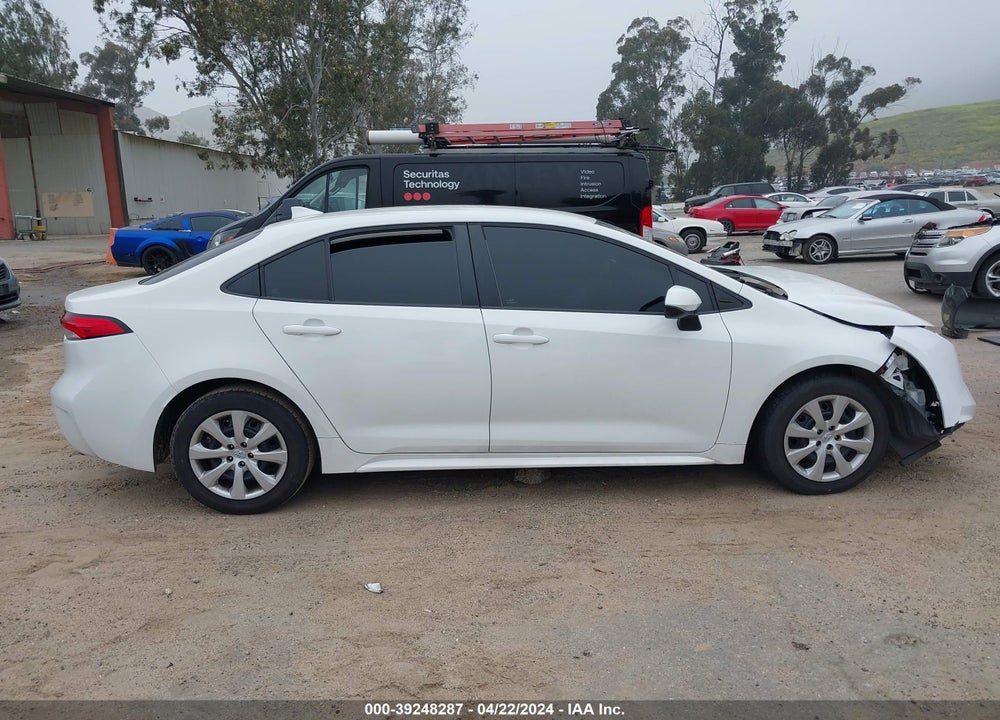 2020 TOYOTA COROLLA LE VIN: 5YFEPRAE3LP095891