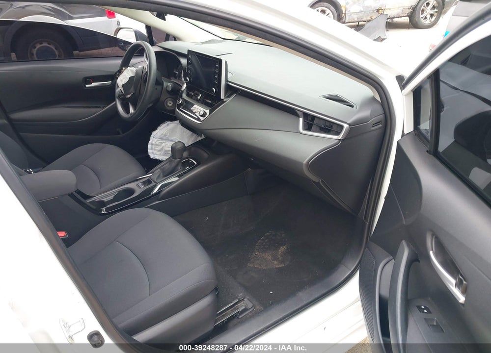 2020 TOYOTA COROLLA LE VIN: 5YFEPRAE3LP095891