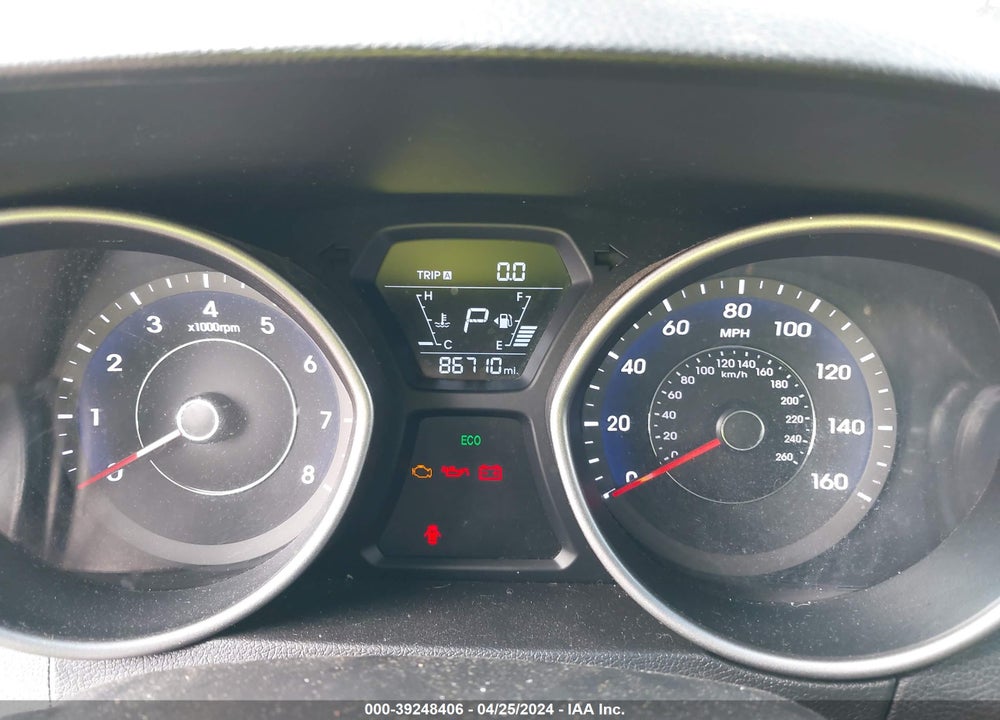 2015 HYUNDAI ELANTRA SE VIN: 5NPDH4AE5FH561141