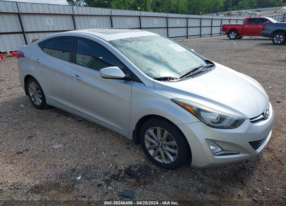 2015 HYUNDAI ELANTRA SE VIN: 5NPDH4AE5FH561141