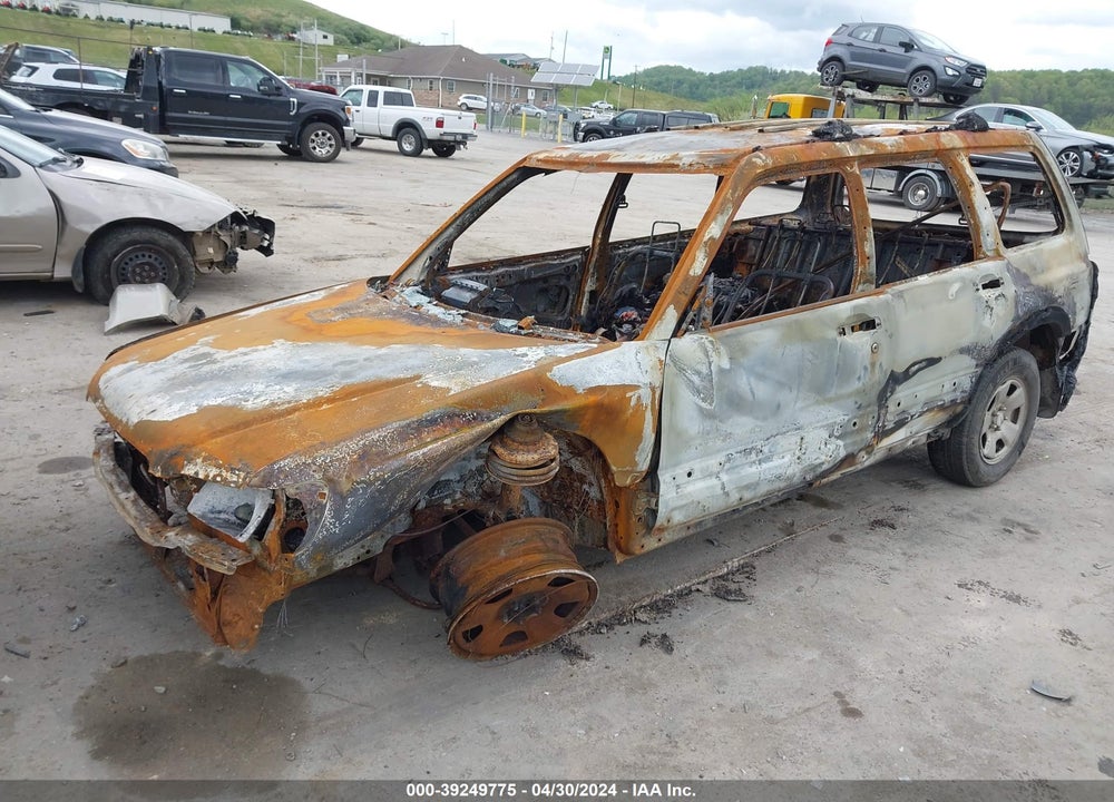 2001 SUBARU FORESTER L VIN: JF1SF63561H739917
