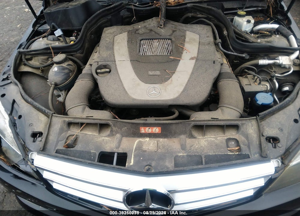 2011 MERCEDES-BENZ C 300 LUXURY/SPORT VIN: WDDGF5EB7BF641320