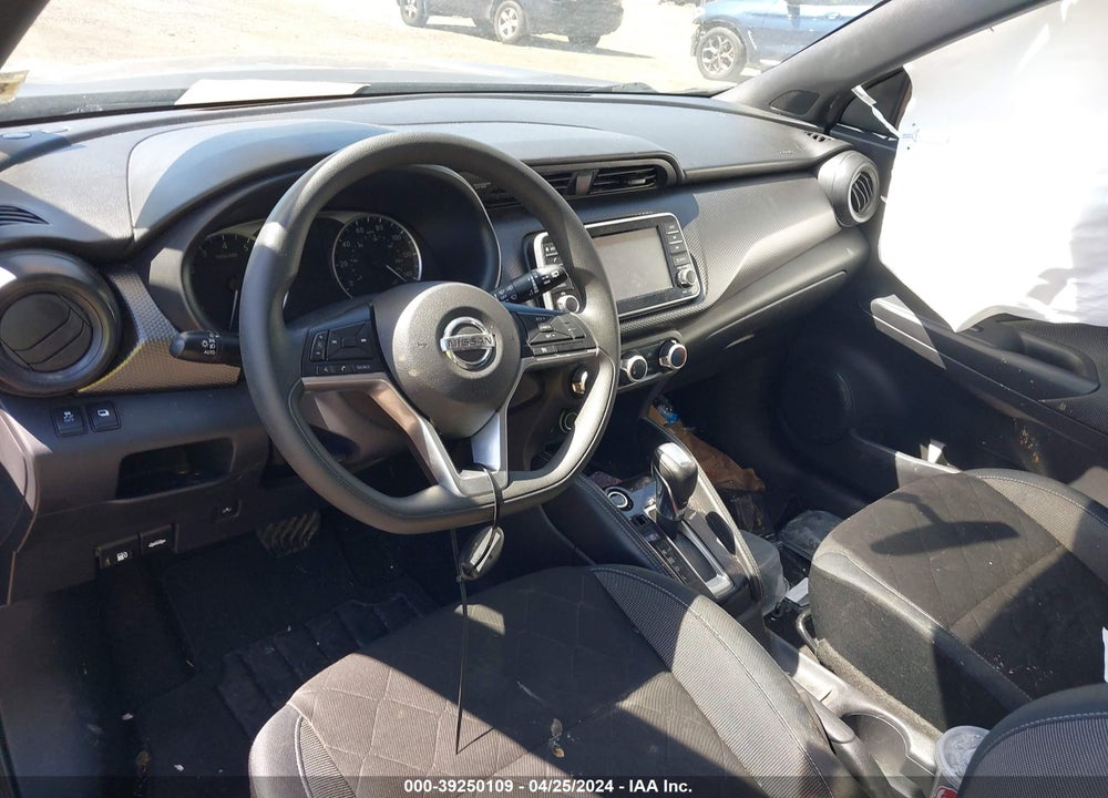 2019 NISSAN KICKS S VIN: 3N1CP5CU2KL523257