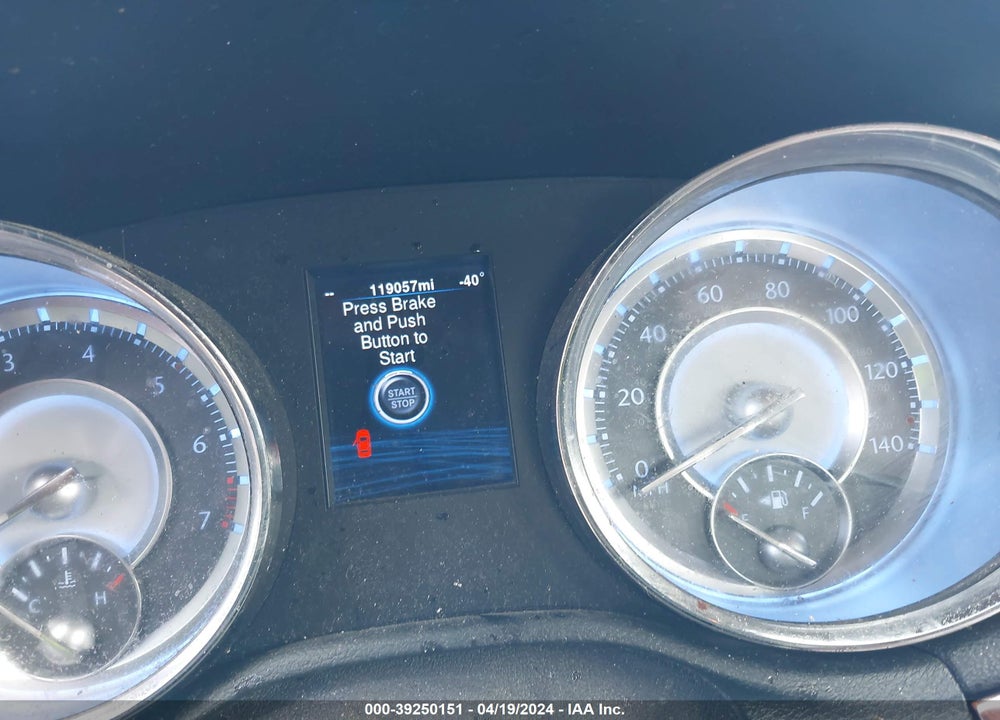 2014 CHRYSLER 300 VIN: 2C3CCAAG2EH272742