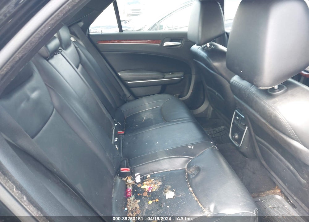 2014 CHRYSLER 300 VIN: 2C3CCAAG2EH272742